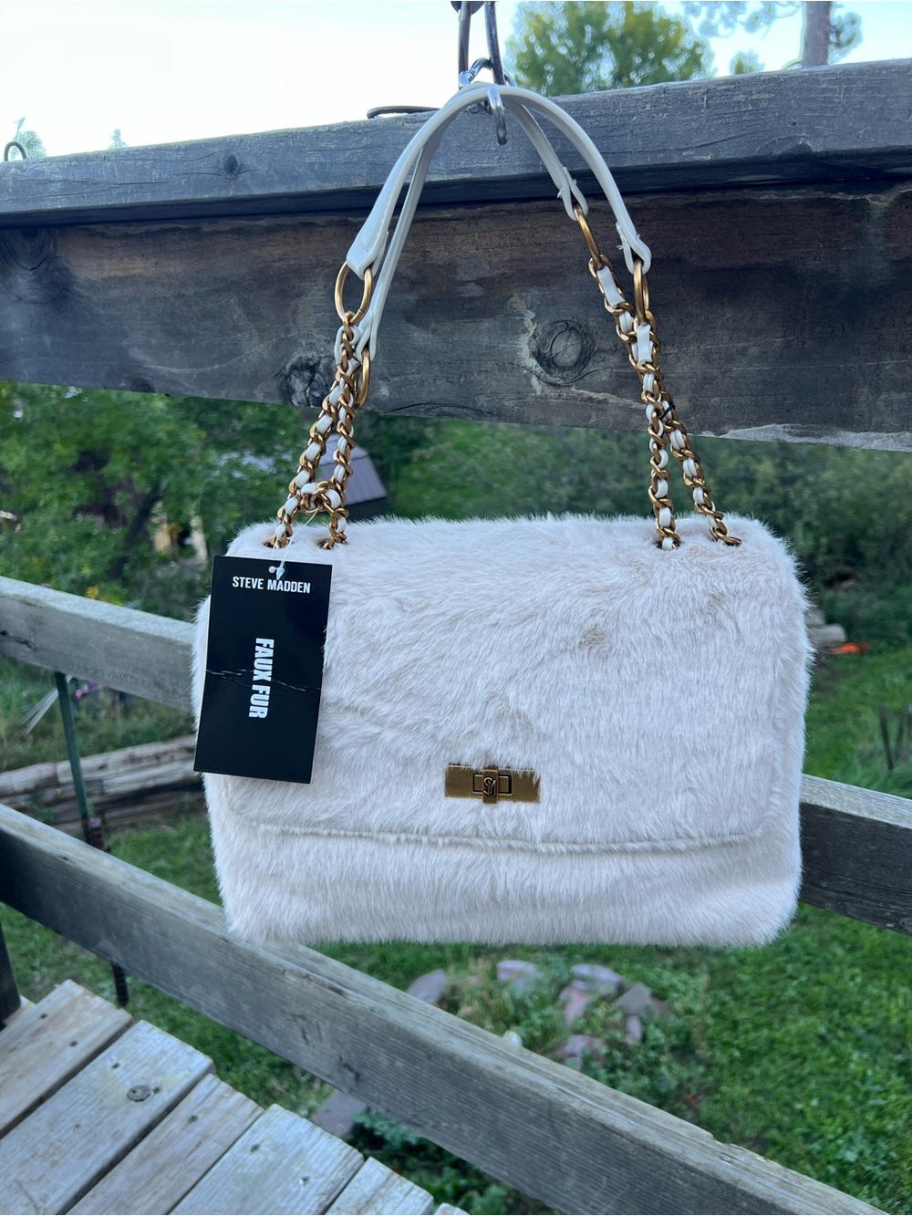 Steve Madden Cream Faux Fur Shoulder Bag with Gold Chain Viral
